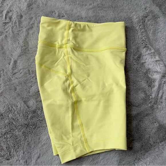 ✨ NWT Outdoor Voices Move Free 6” Shorts Gecko Sz Small - Picture 11 of 16